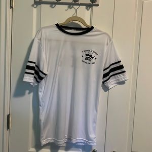 5 Seconds of Summer Merch - 2016 World Tour Jersey